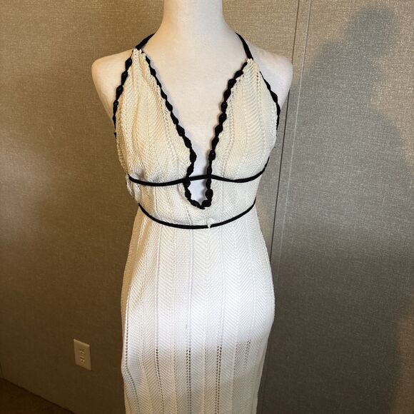 Swim Suit Cover Up (B101) - Picture 1 of 4